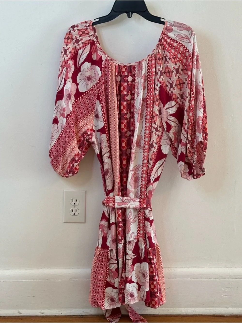 City Chic Patchwork Floral Viscose Cosmo Print Dress, Plus Size, Flowy Mini, New - Picture 4 of 13